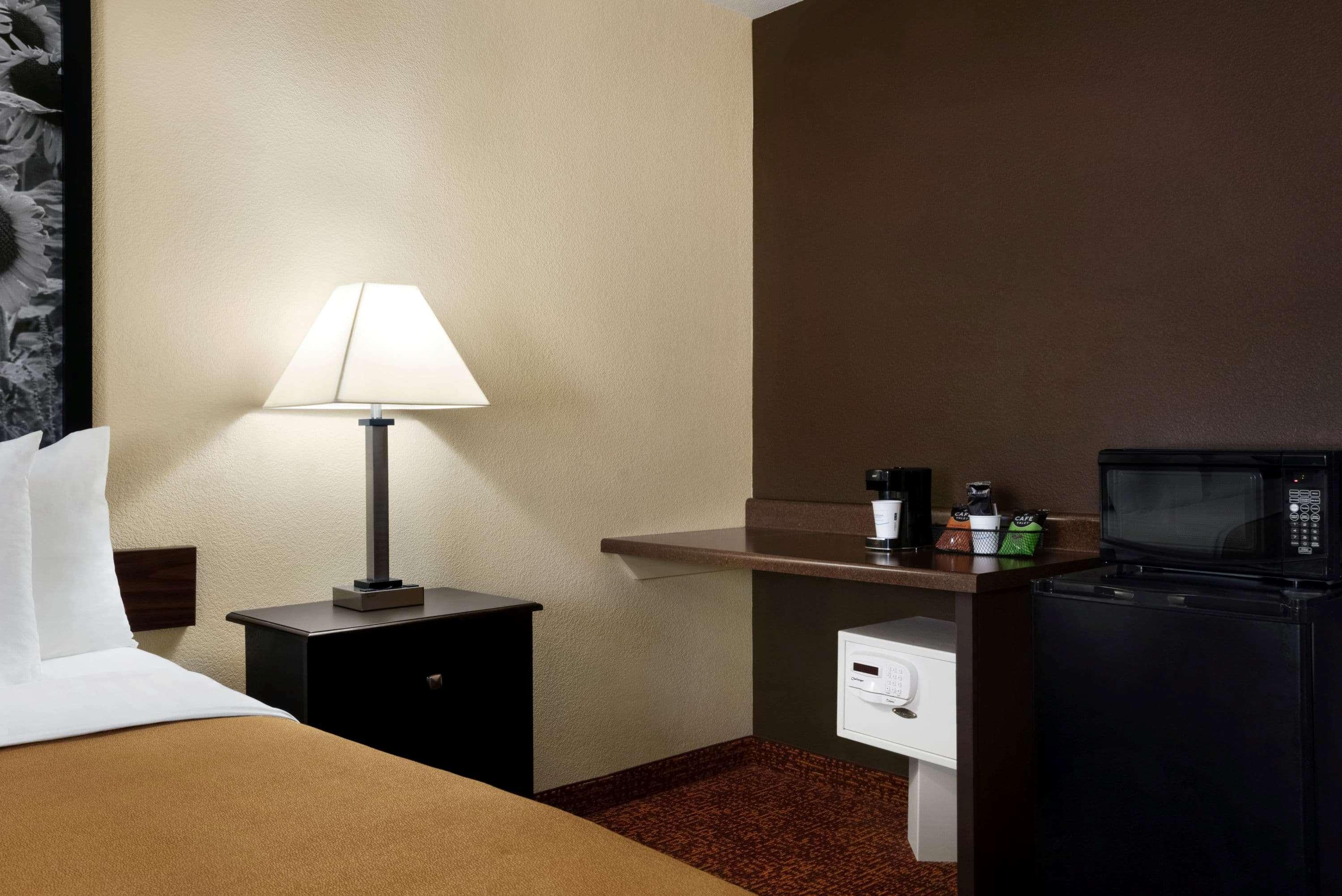 Super 8 By Wyndham Des Moines Ξενοδοχείο Εξωτερικό φωτογραφία