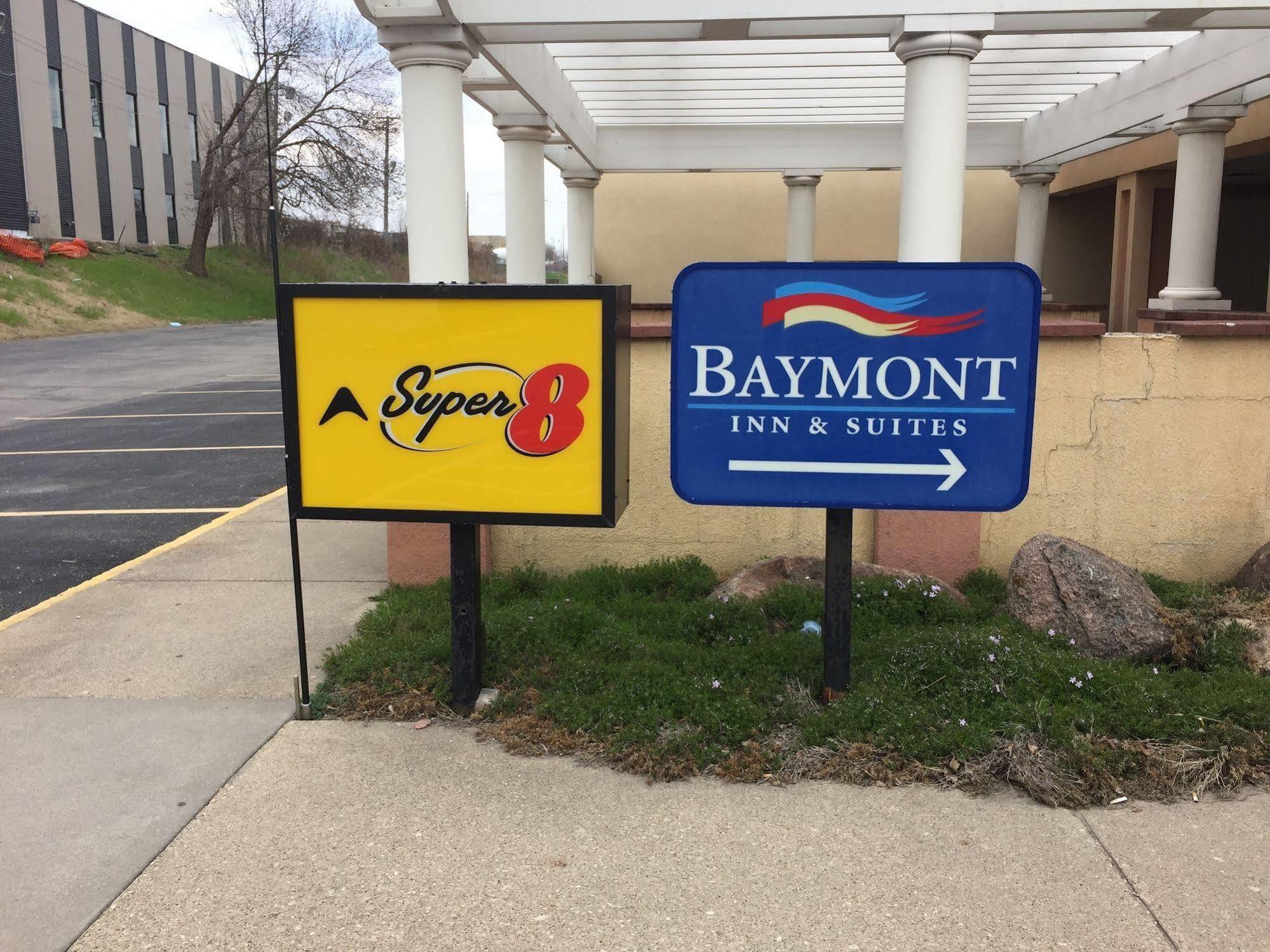 Super 8 By Wyndham Des Moines Ξενοδοχείο Εξωτερικό φωτογραφία