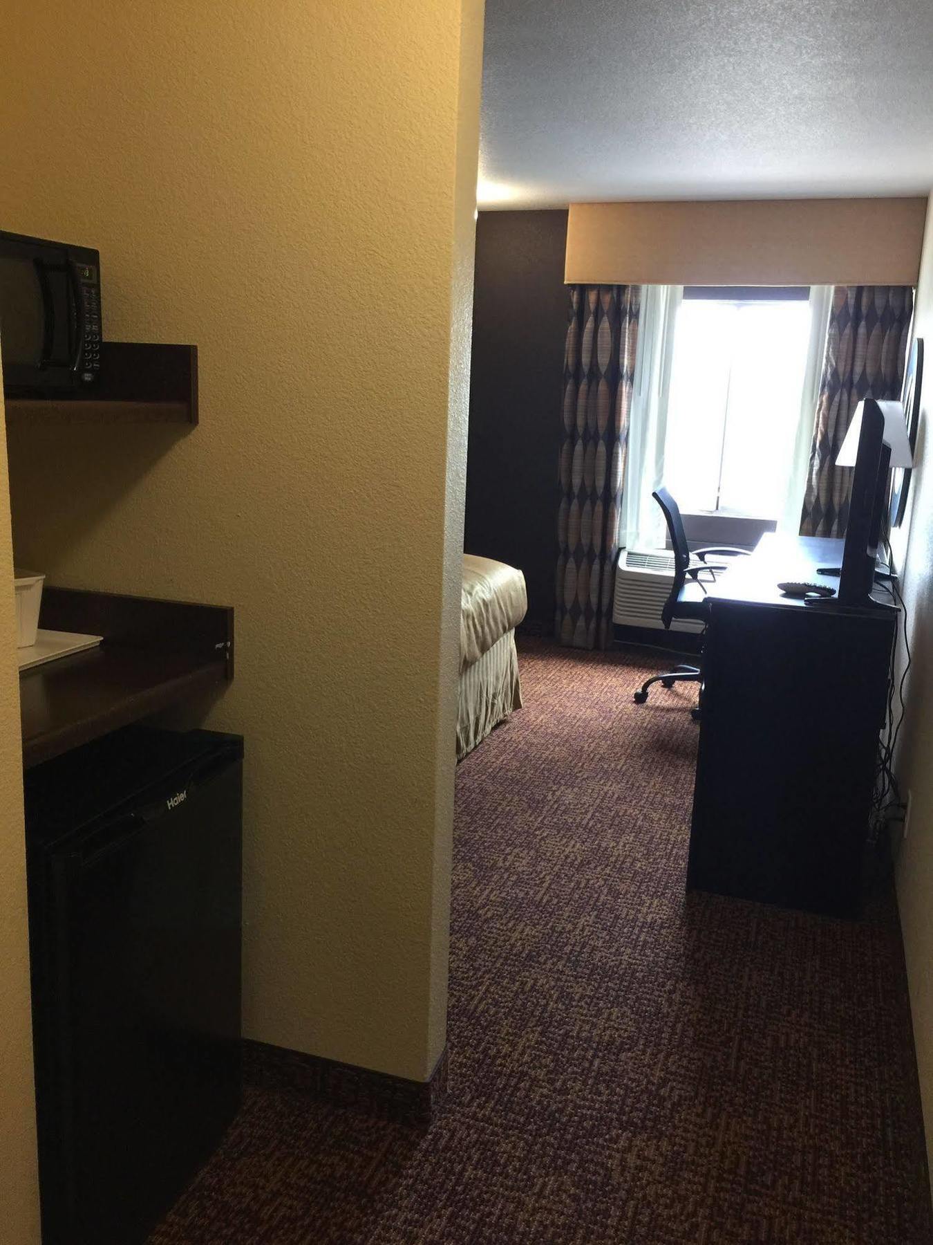 Super 8 By Wyndham Des Moines Ξενοδοχείο Εξωτερικό φωτογραφία